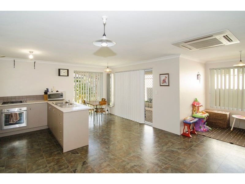 5/8 Curno Place, West Busselton WA 6280