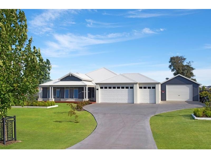 9 Hawker Approach, Yalyalup WA 6280
