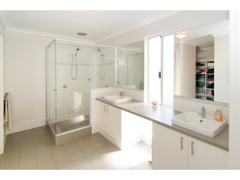 9 Hawker Approach, Yalyalup WA 6280