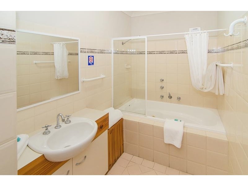 24/12 Dunn Bay Road, Dunsborough WA 6281