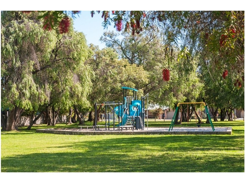 3 Coates Street, Broadwater WA 6280