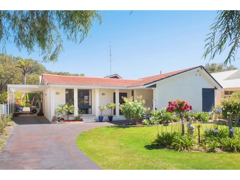 20 Manson Street, West Busselton WA 6280