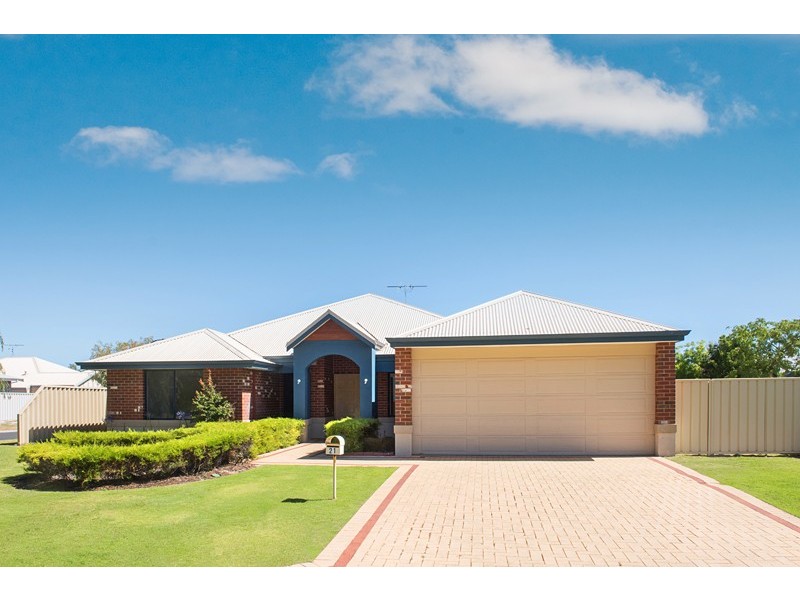 21 Higgins Drive, Broadwater WA 6280
