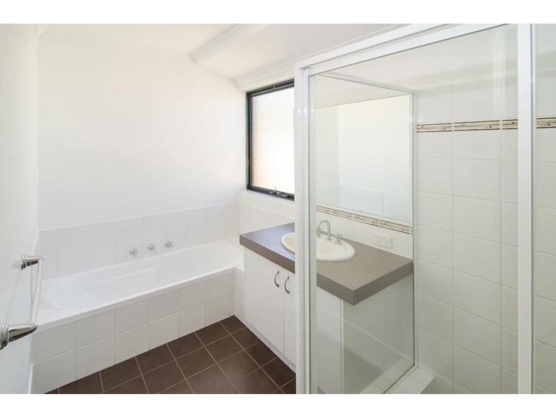 21 Higgins Drive, Broadwater WA 6280
