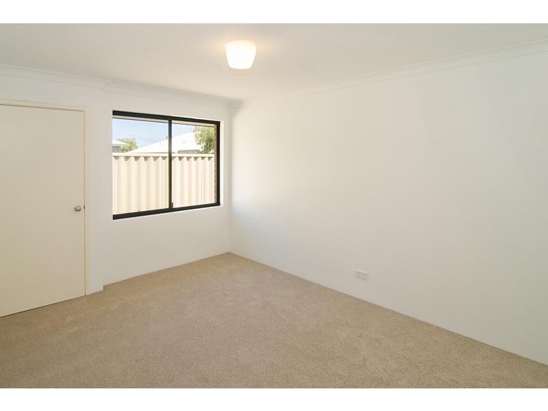 21 Higgins Drive, Broadwater WA 6280