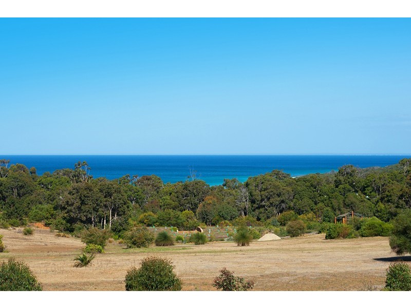 Lot 329,  Carnarvon Castle Drive, Eagle Bay WA 6281