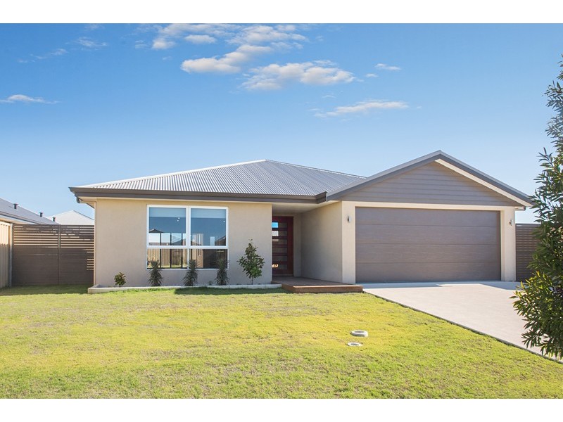 14 Provincia Parade, Yalyalup WA 6280