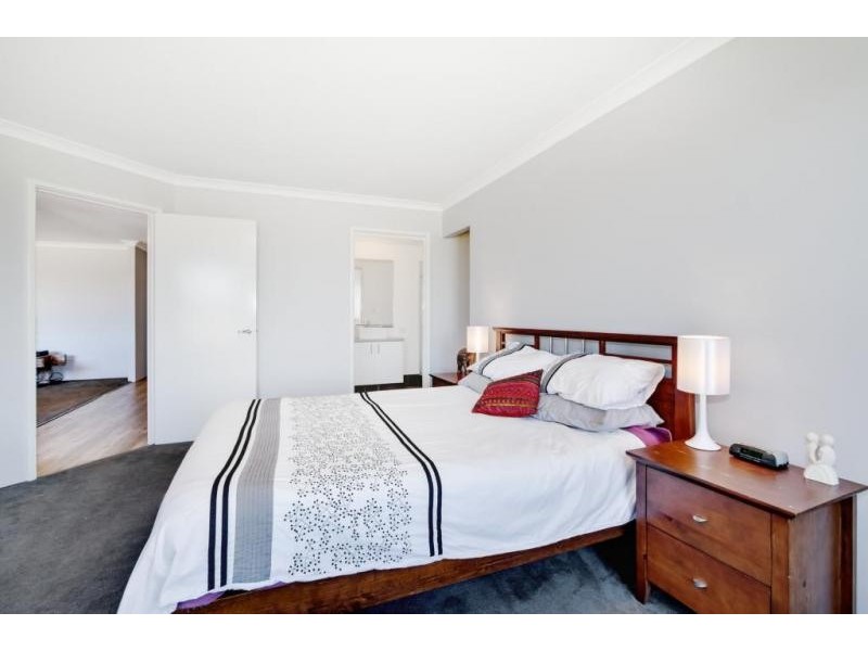 4 Peaceful Way, Ambergate WA 6280