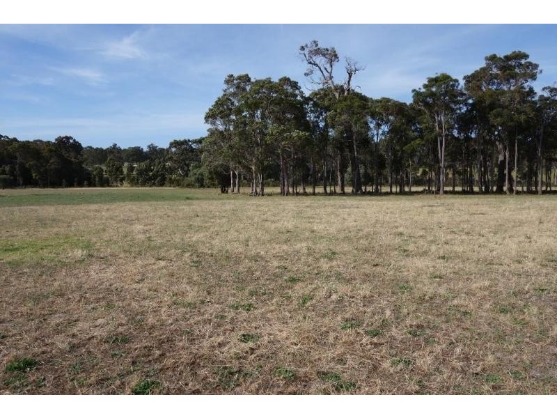 Forest Grove WA 6286