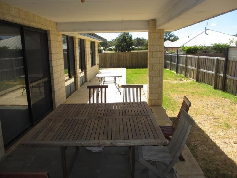 9 Malbec Street, Cowaramup WA 6284