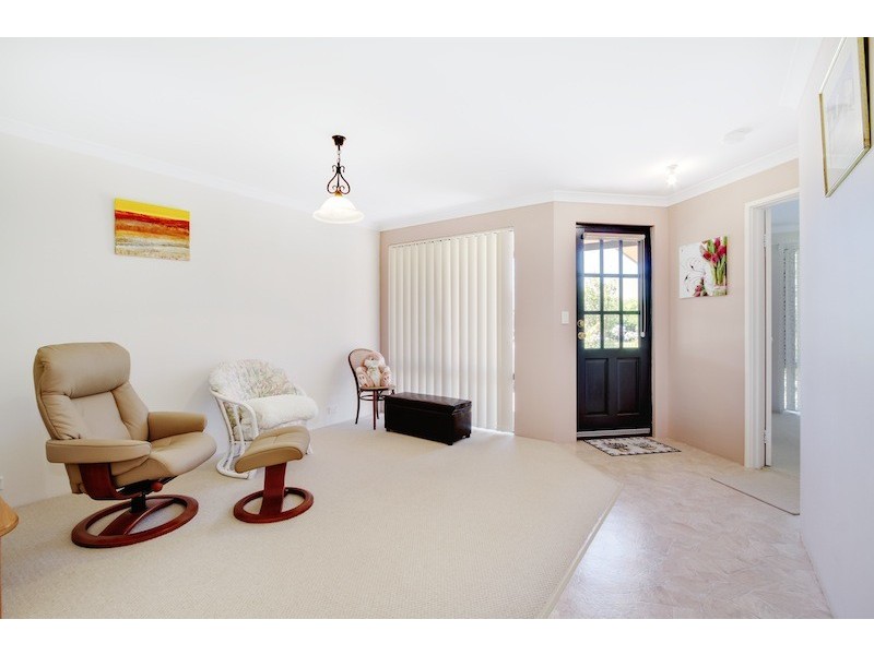 8 Captain Gill Brace, Broadwater WA 6280