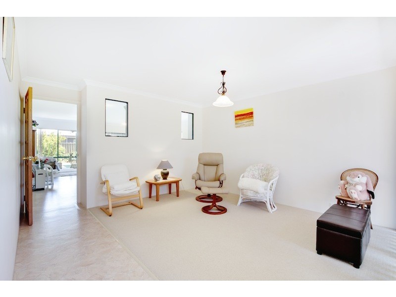 8 Captain Gill Brace, Broadwater WA 6280