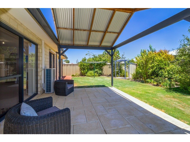 8 Captain Gill Brace, Broadwater WA 6280