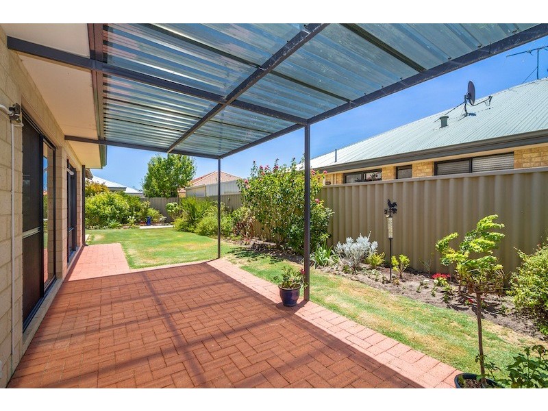 8 Captain Gill Brace, Broadwater WA 6280