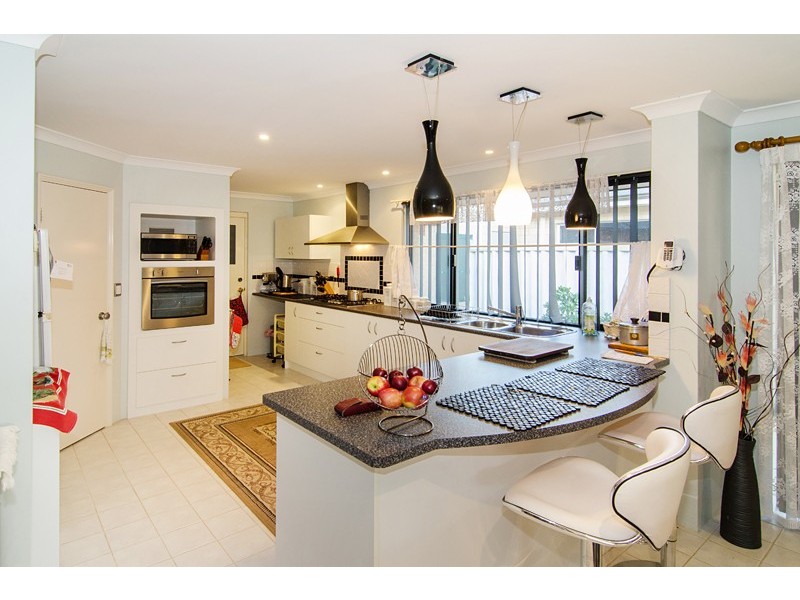 24 Marseilles Drive, Yalyalup WA 6280