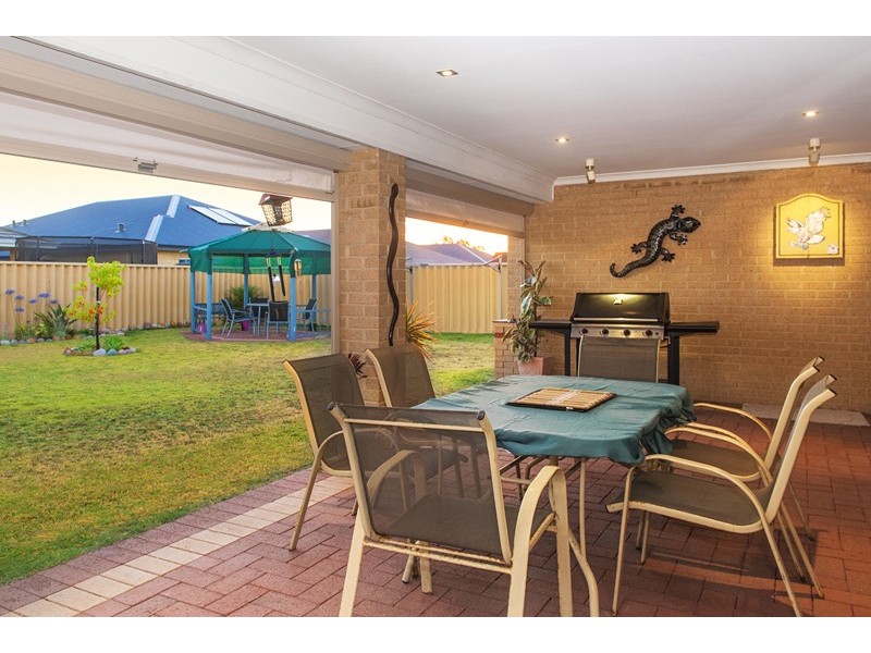24 Marseilles Drive, Yalyalup WA 6280