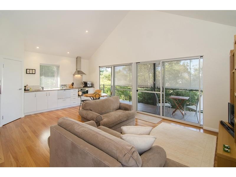 150 Vintners Drive, Quindalup WA 6281