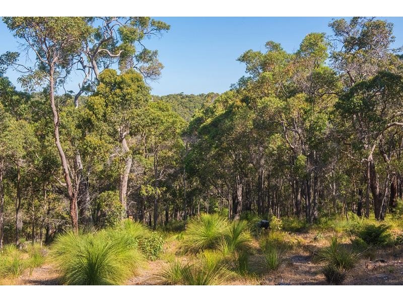 150 Vintners Drive, Quindalup WA 6281