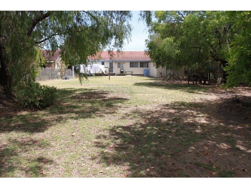 7 Backhouse Street, West Busselton WA 6280