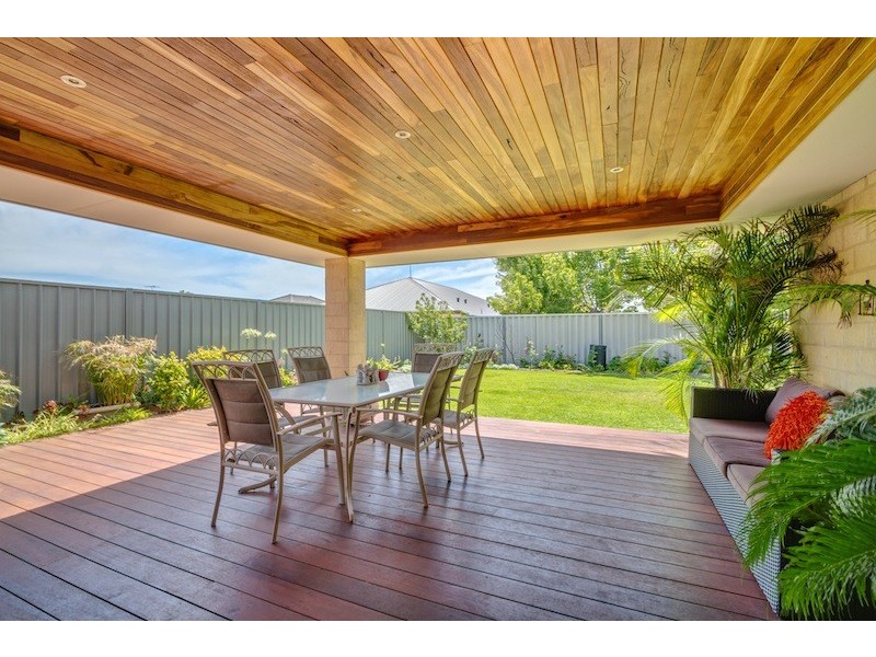 14 Edith Cowan Court, Abbey WA 6280