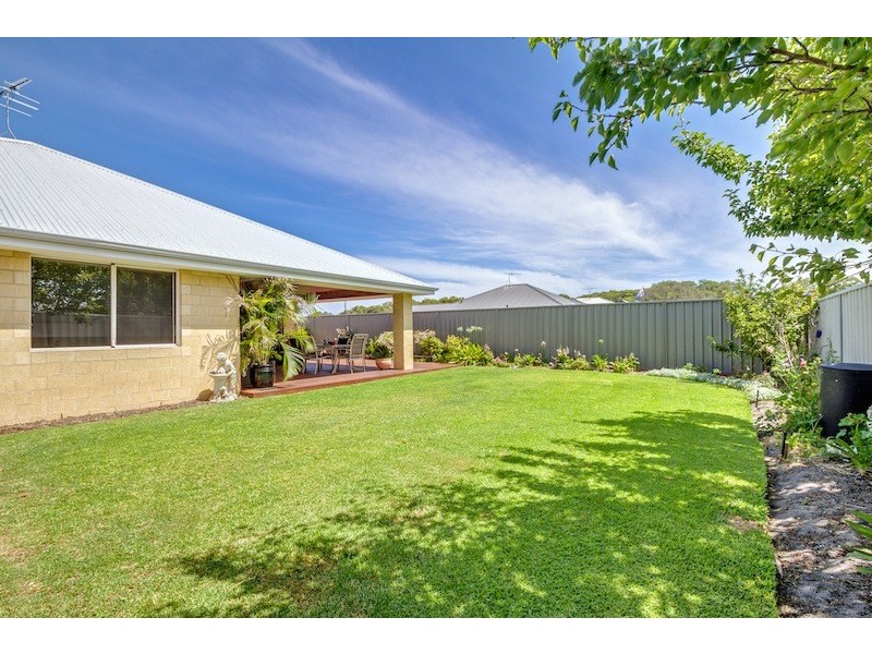 14 Edith Cowan Court, Abbey WA 6280