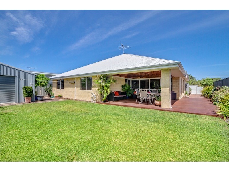 14 Edith Cowan Court, Abbey WA 6280