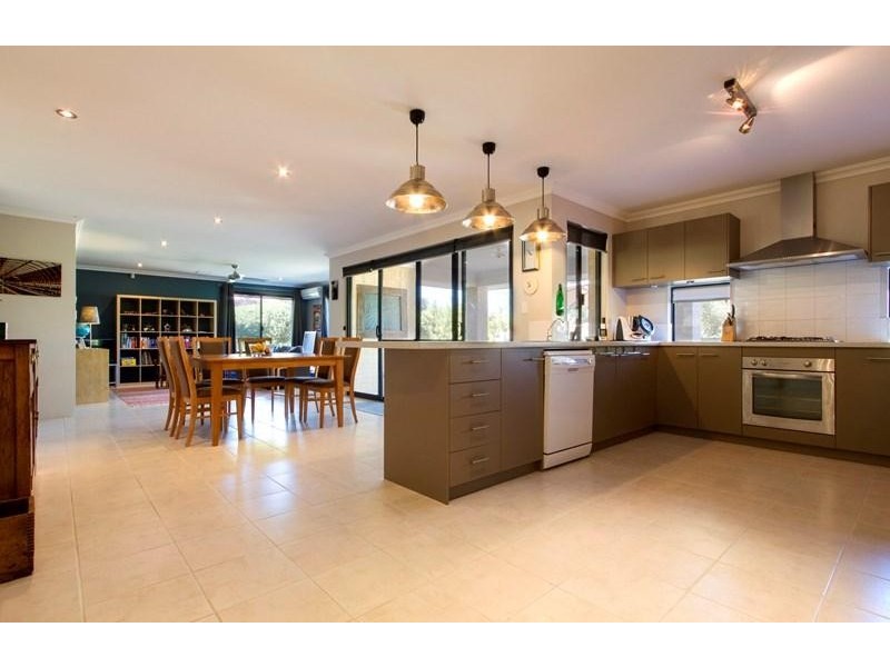 67 Broadwater Boulevard, Broadwater WA 6280