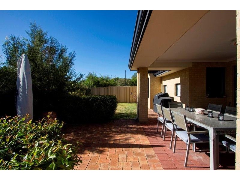 67 Broadwater Boulevard, Broadwater WA 6280