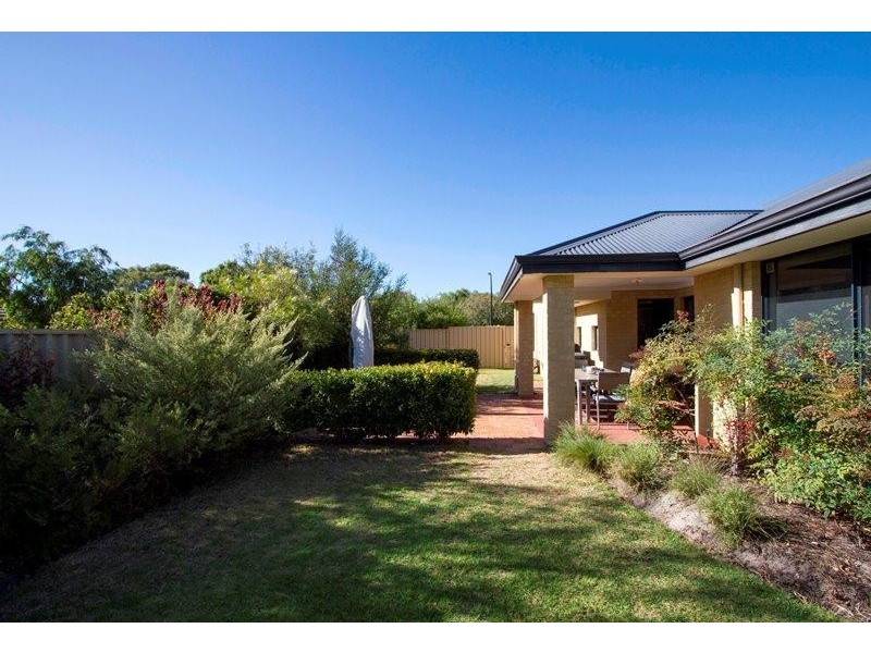 67 Broadwater Boulevard, Broadwater WA 6280