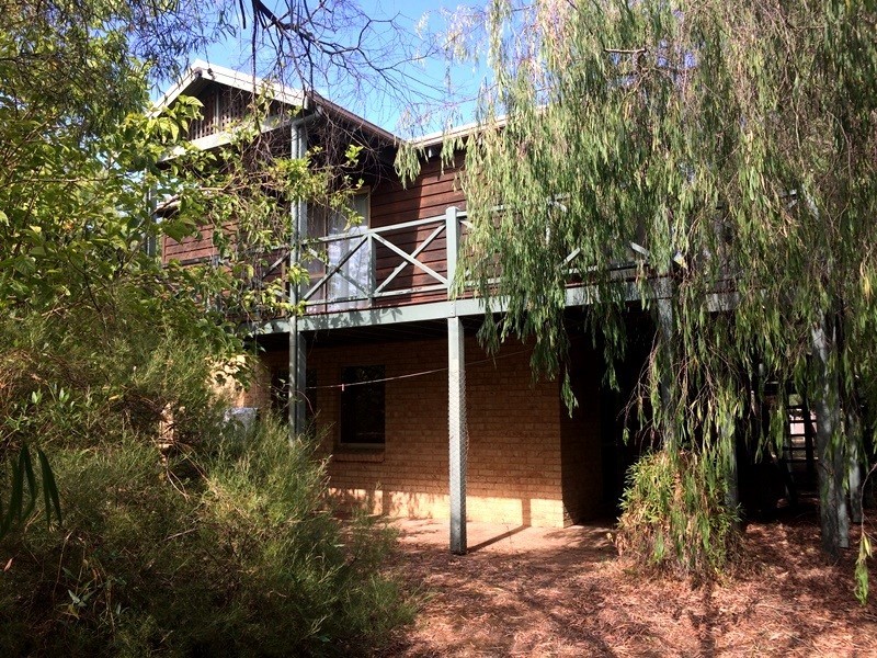 8 Geographe Close, Dunsborough WA 6281