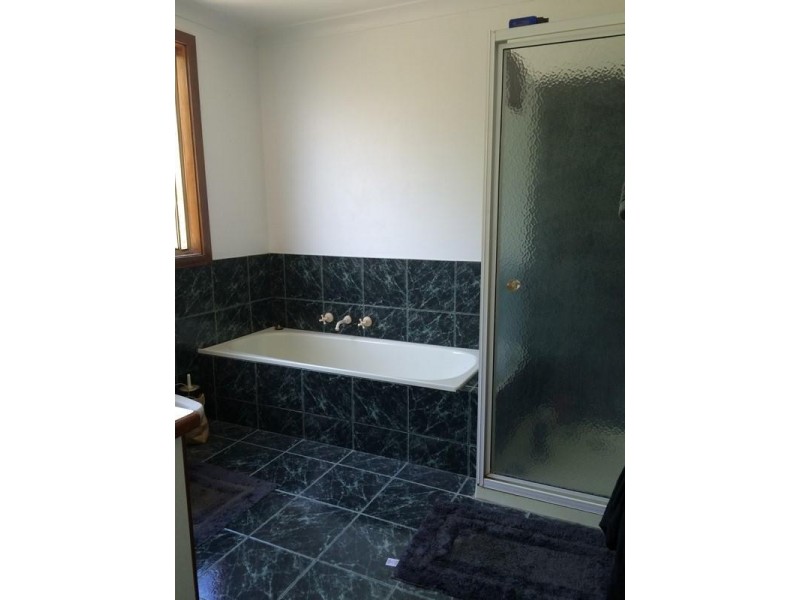 8 Geographe Close, Dunsborough WA 6281