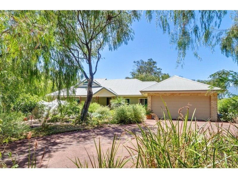 37 Angus Close, Bovell WA 6280