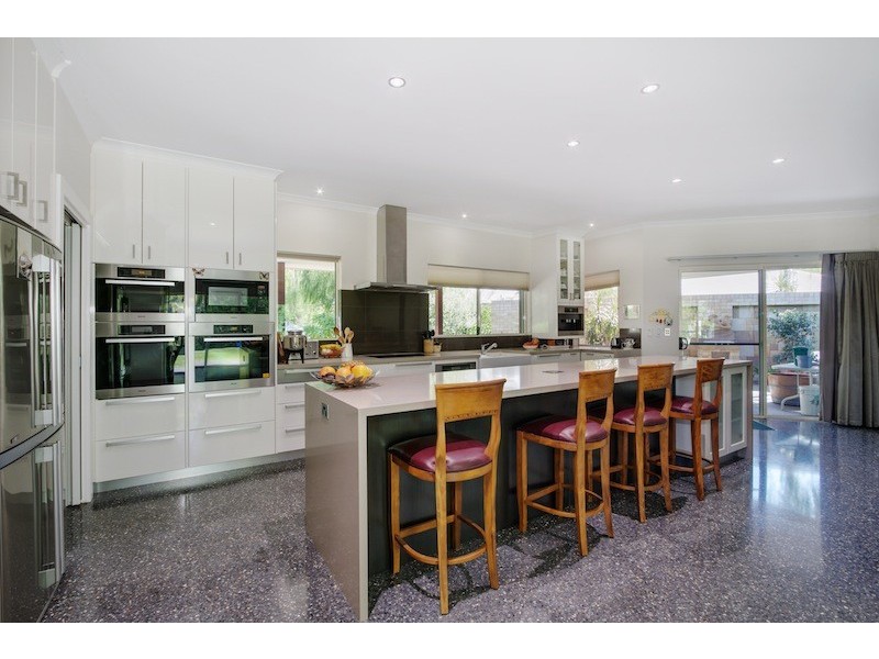 37 Angus Close, Bovell WA 6280