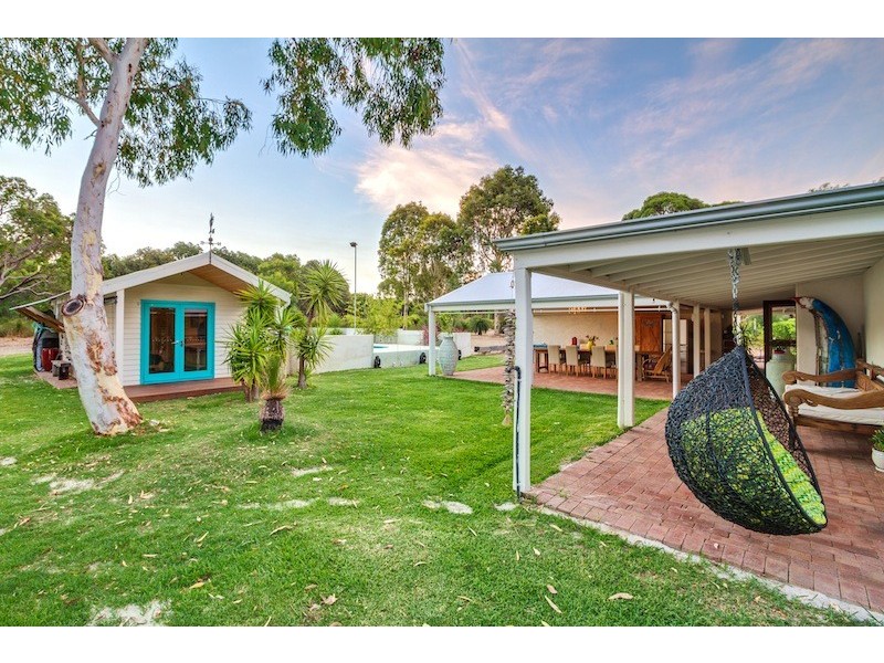 29 Koopin Drive, Quedjinup WA 6281