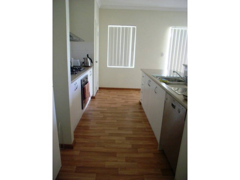 24 Clematis Way, Broadwater WA 6280