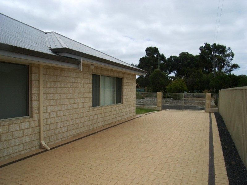 24 Clematis Way, Broadwater WA 6280