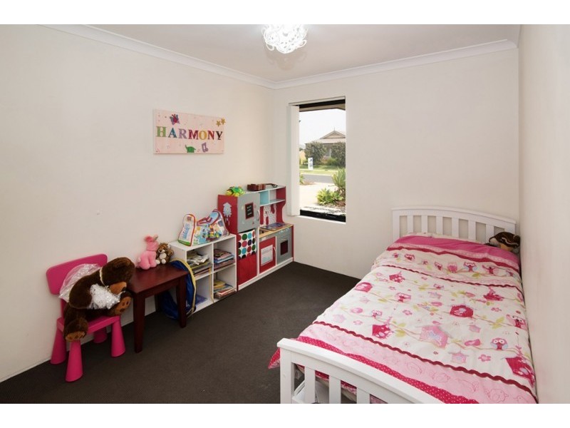 8 Lavender Gardens, Yalyalup WA 6280