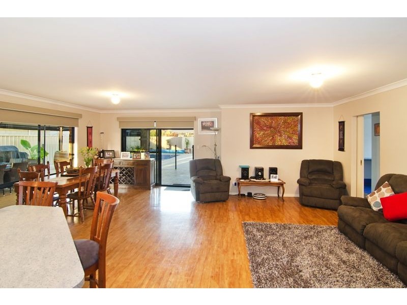 16 Haifordshire Loop, West Busselton WA 6280