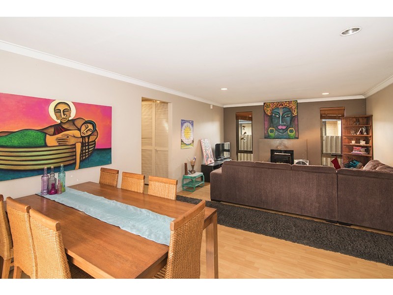 4 Marshall Street, Quindalup WA 6281