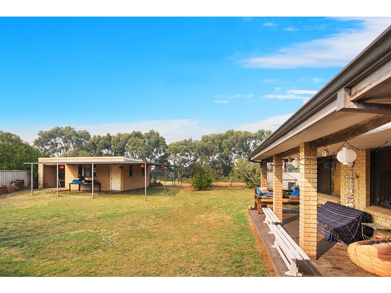 4 Marshall Street, Quindalup WA 6281