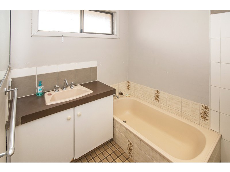 4 Marshall Street, Quindalup WA 6281