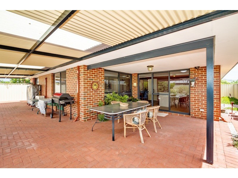 4 Toolburra Pass, West Busselton WA 6280