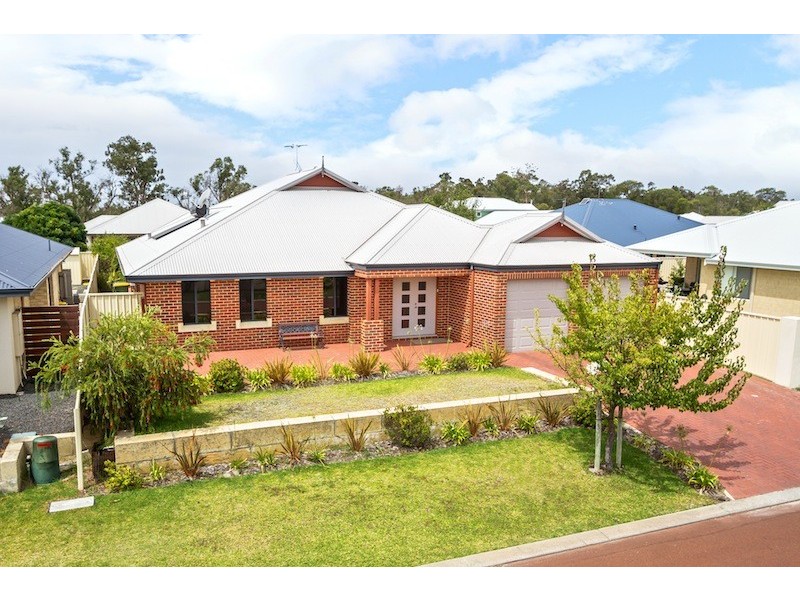 4 Toolburra Pass, West Busselton WA 6280