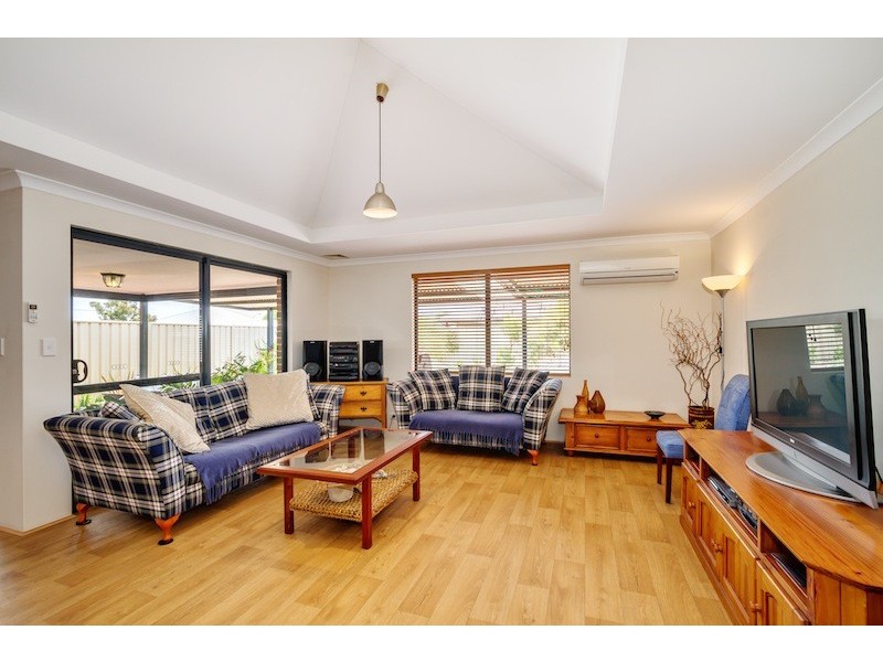 4 Toolburra Pass, West Busselton WA 6280