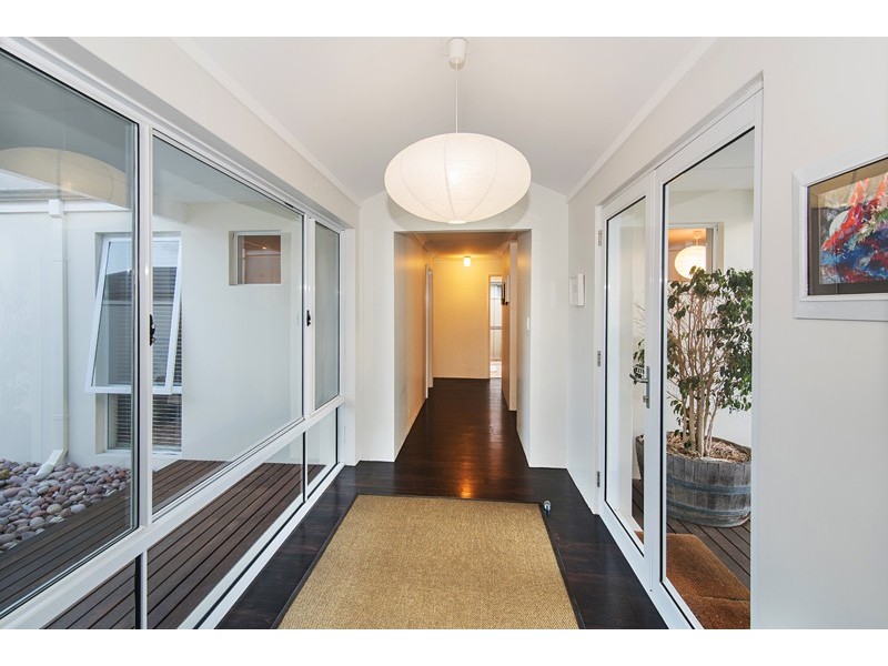 24 Sloop Loop, Dunsborough WA 6281