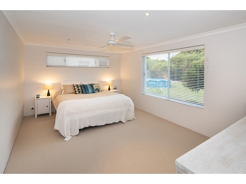 24 Sloop Loop, Dunsborough WA 6281