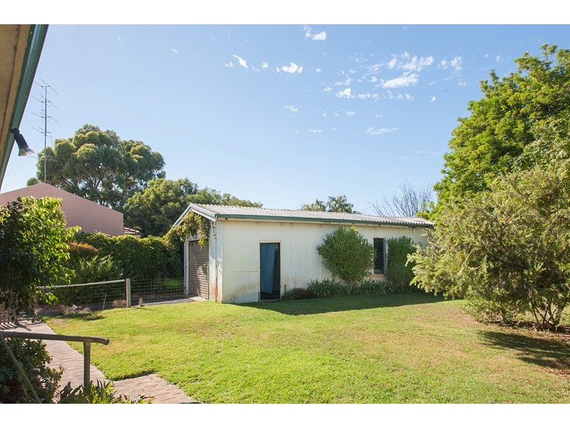 742 Geographe Bay Road, West Busselton WA 6280