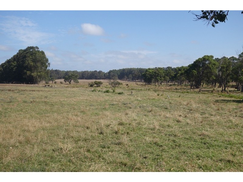 Bussell Highway Living Springs, Cowaramup WA 6284