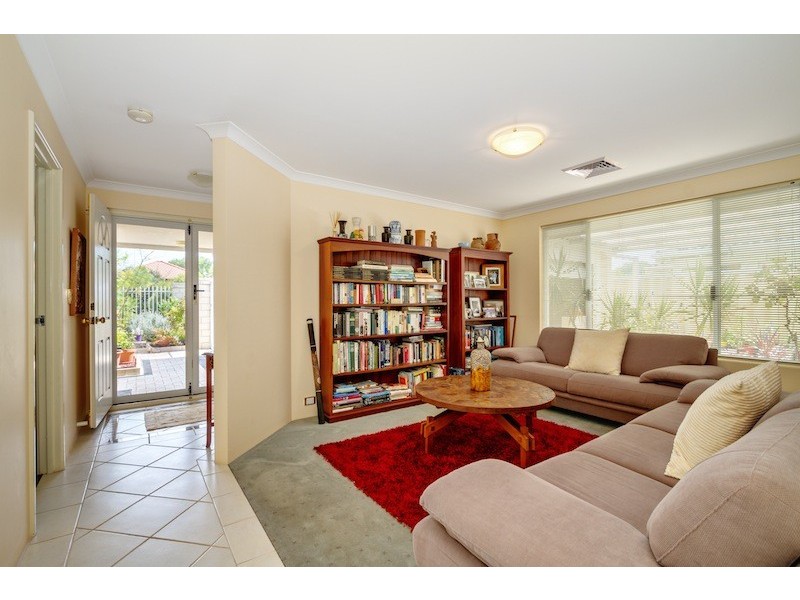 1/2 Harrier Cove, Geographe WA 6280