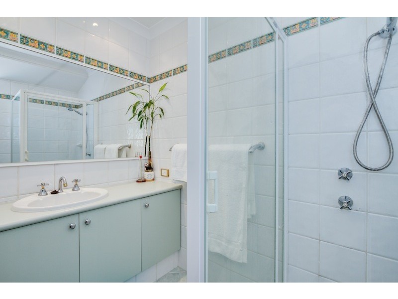 1/2 Harrier Cove, Geographe WA 6280